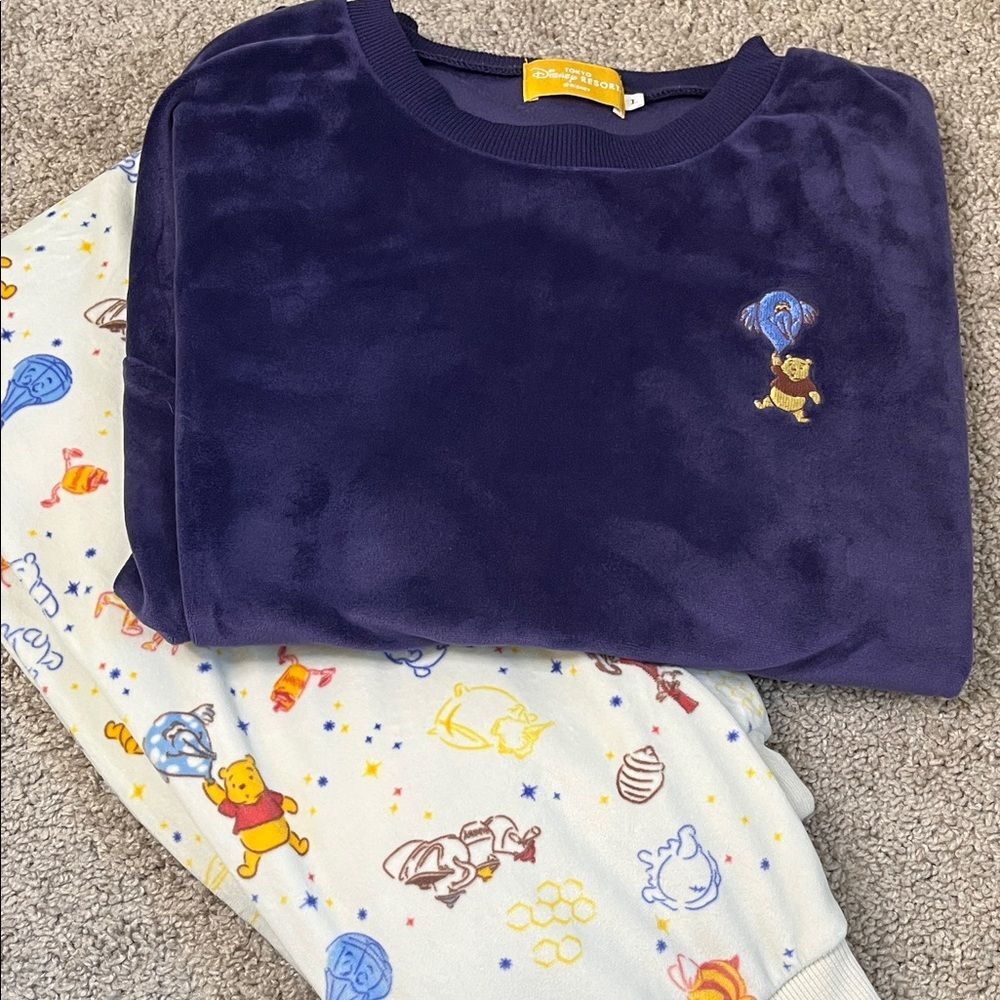 Disney Tokyo Resort Velour Winnie The Pooh Heffalump Pajama Set Large Rare